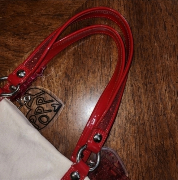 DEADSTOCK RARE COACH Poppy VALENTINES DAY HEART TOTE LIMITED EDITION - Picture 7 of 15